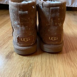Toddler Uggs with silver stars